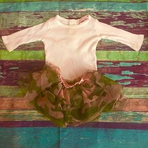 Two piece 0-3 months